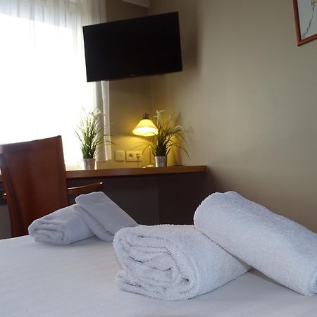 Sleep & Go Brussels Expo Hotel Wemmel Ruang foto
