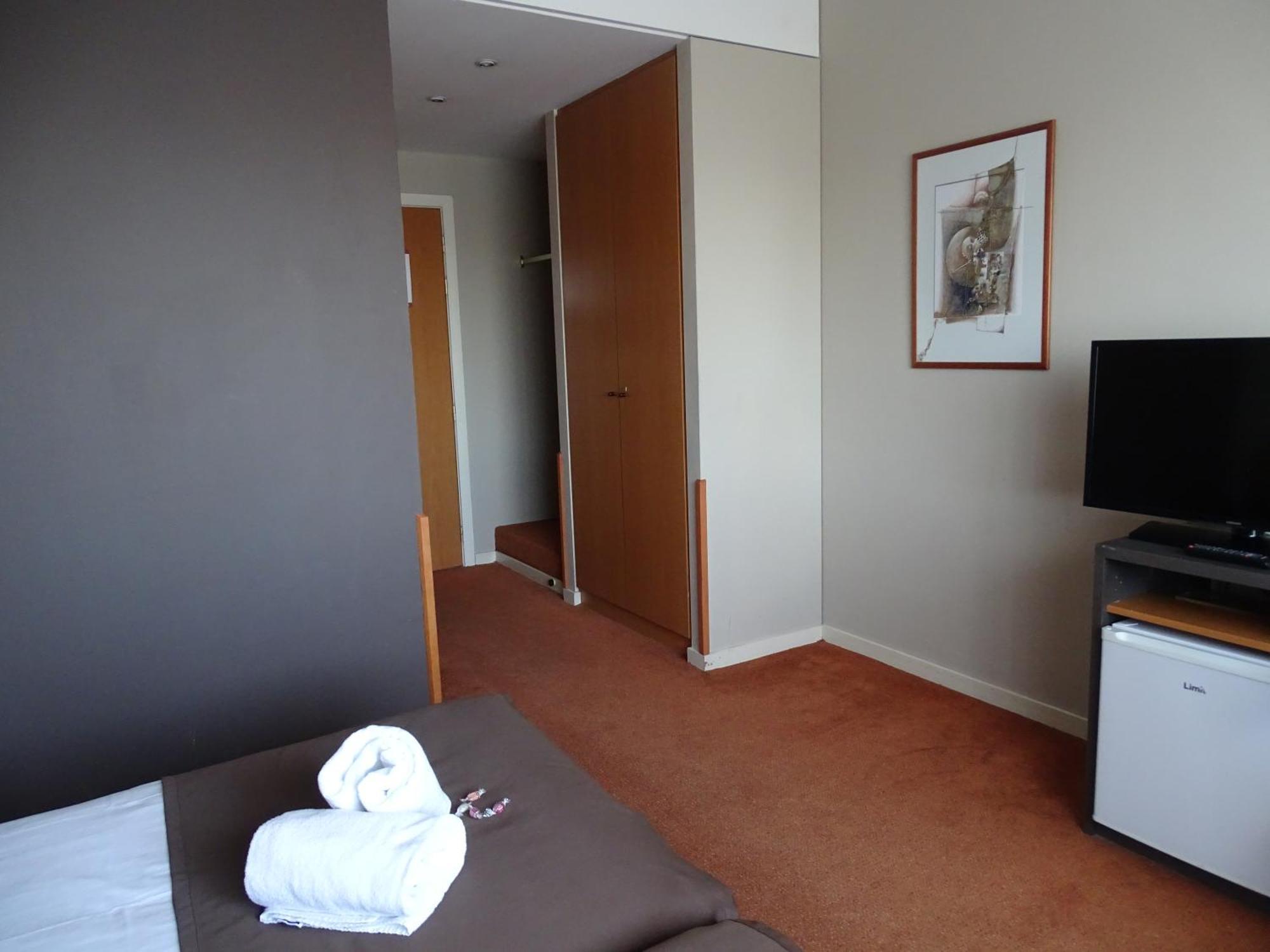 Sleep & Go Brussels Expo Hotel Wemmel Ruang foto