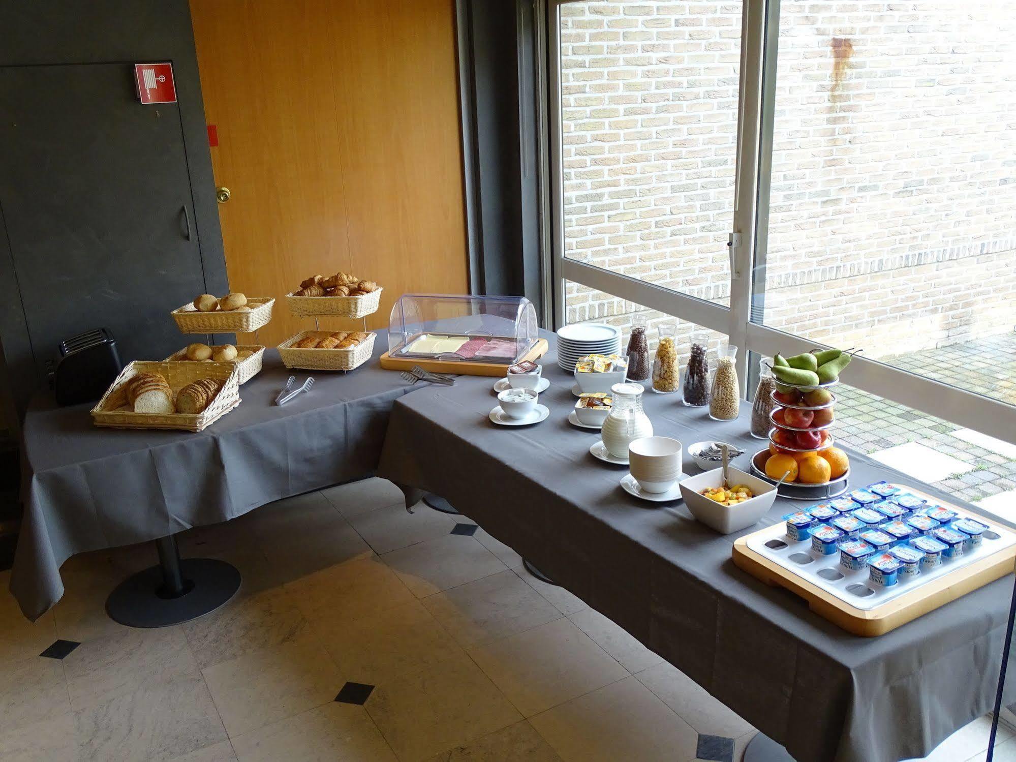 Sleep & Go Brussels Expo Hotel Wemmel Bagian luar foto